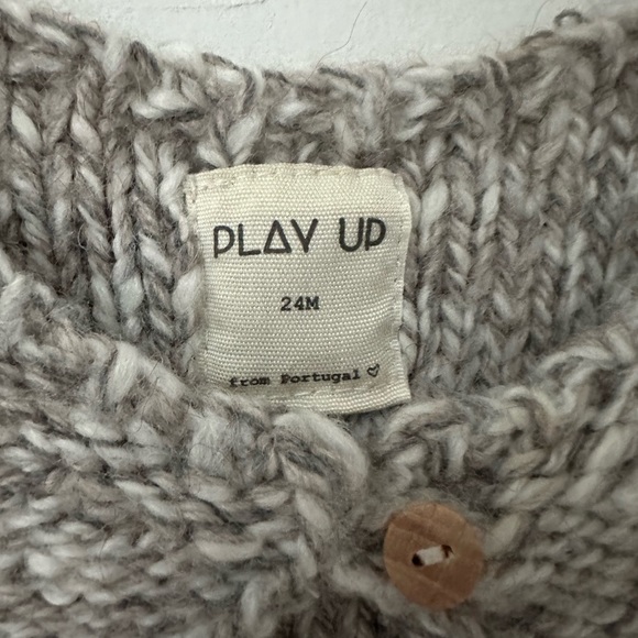 Wool vest - Picture 2 of 2